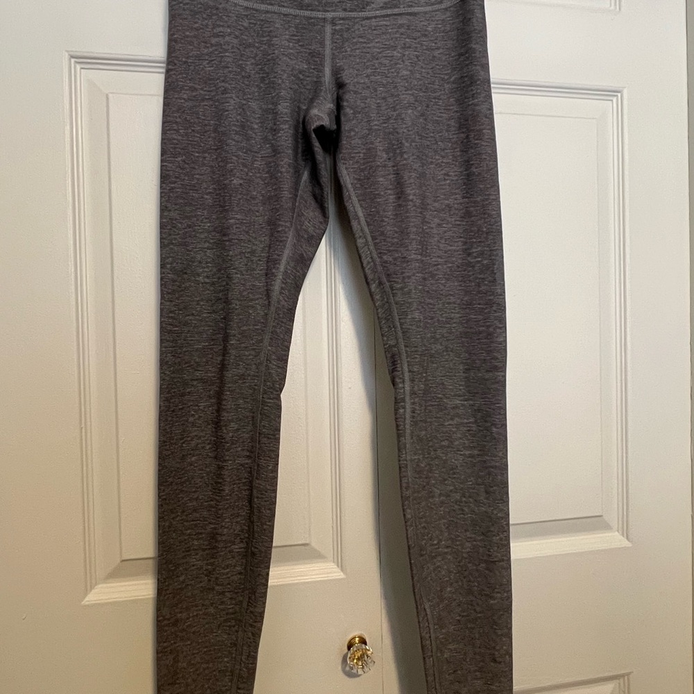 Lululemon Wonder Under Charcoal Gray Size 6 28” Leggings